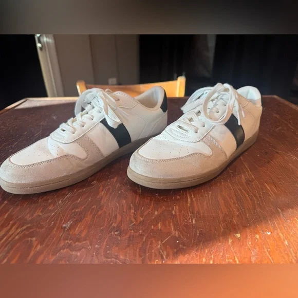 TARGET Universal Threads sneakers - size 9.5 - Picture 4 of 12